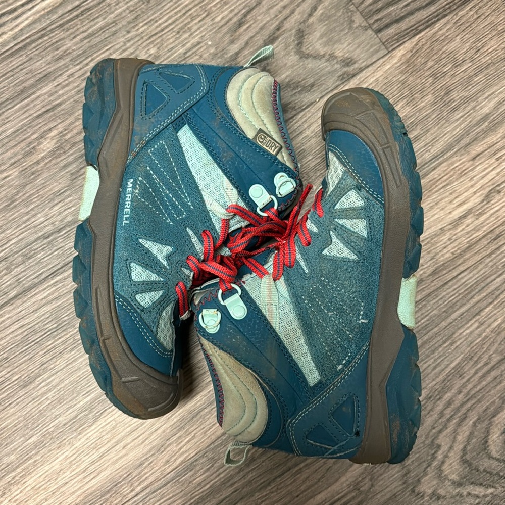 Kid's Size 1M Teal Merrell Hiking Boots